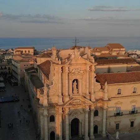 Casa Alba [ortigia 5 Min] Sea Access, Ac, Wi-fi * Syracuse